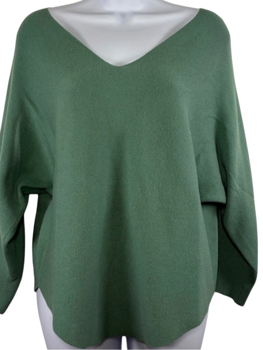 Chloe + Jasmine Elegant Forest Green Knit V-Neck Sweater Top SzM